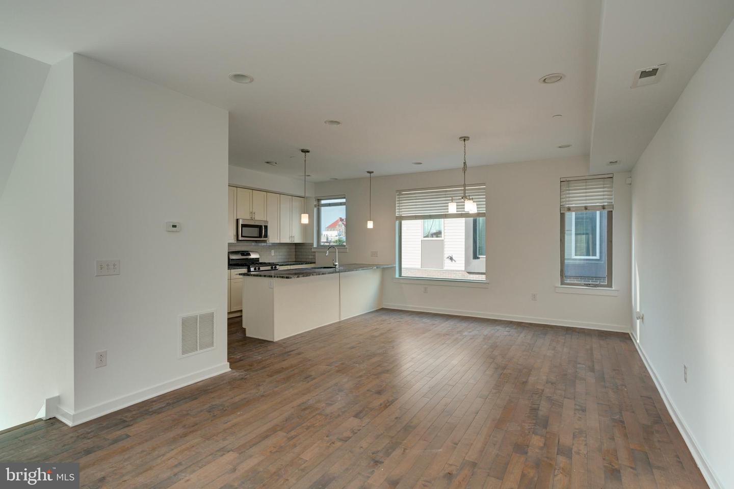 2104 Kensington Walk Property Photo 19
