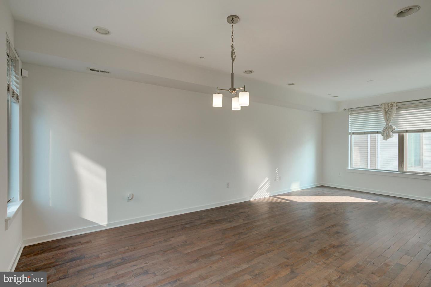 2104 Kensington Walk Property Photo 21