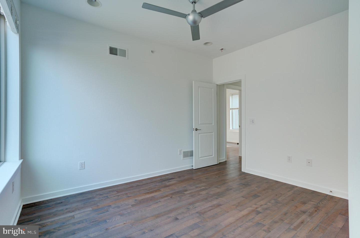 2104 Kensington Walk Property Photo 25