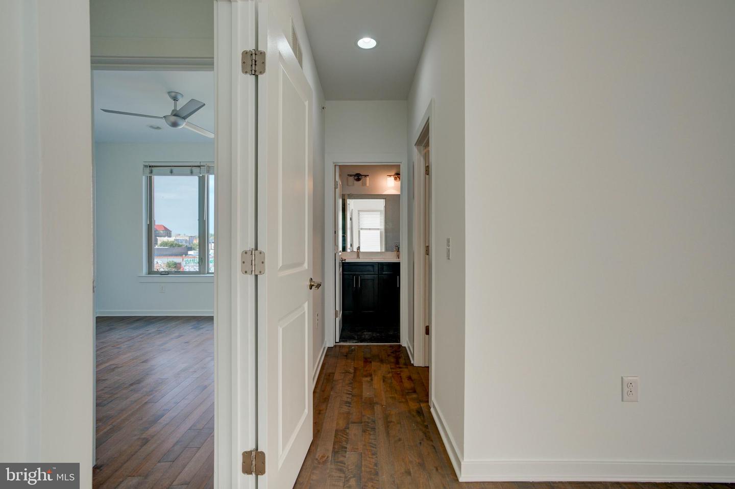 2104 Kensington Walk Property Photo 29