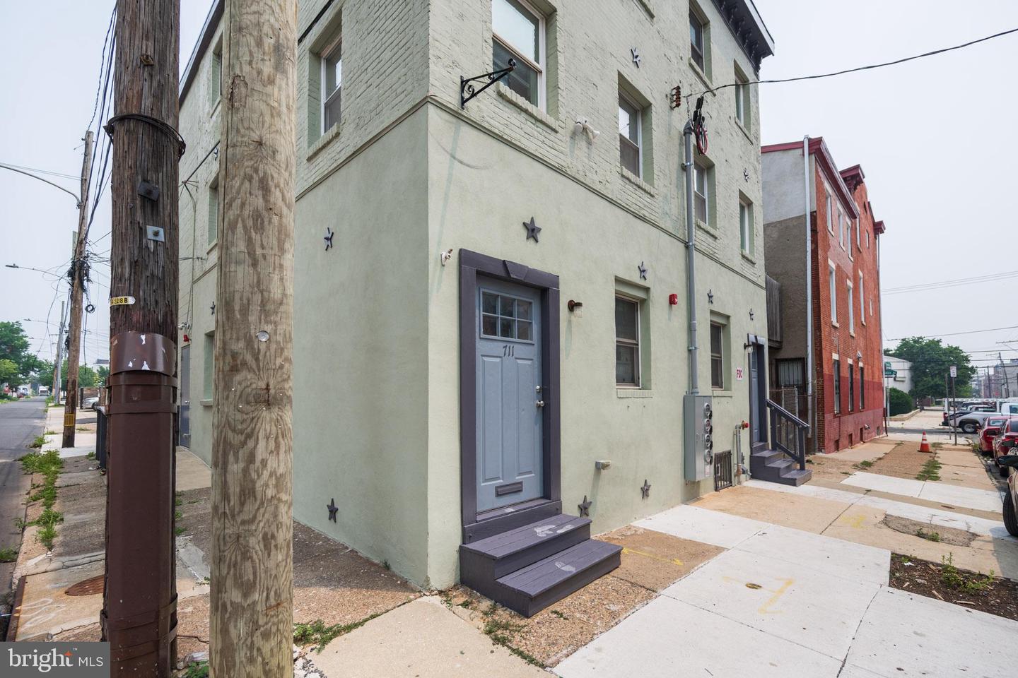 711 W Thompson St #unit 1f Property Photo 15