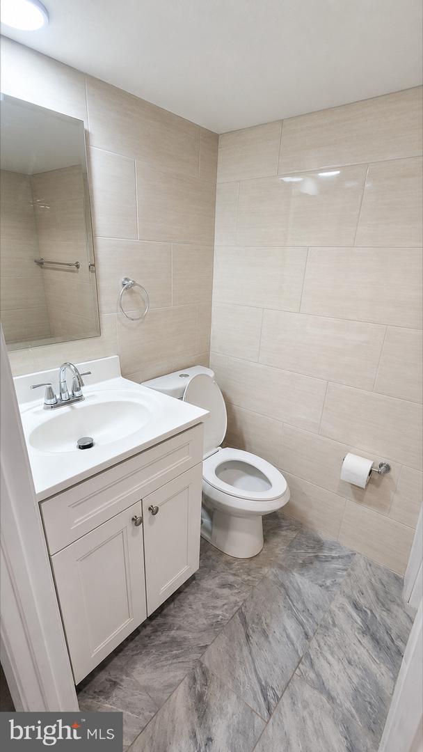 5240 E Roosevelt Blvd Property Photo 15