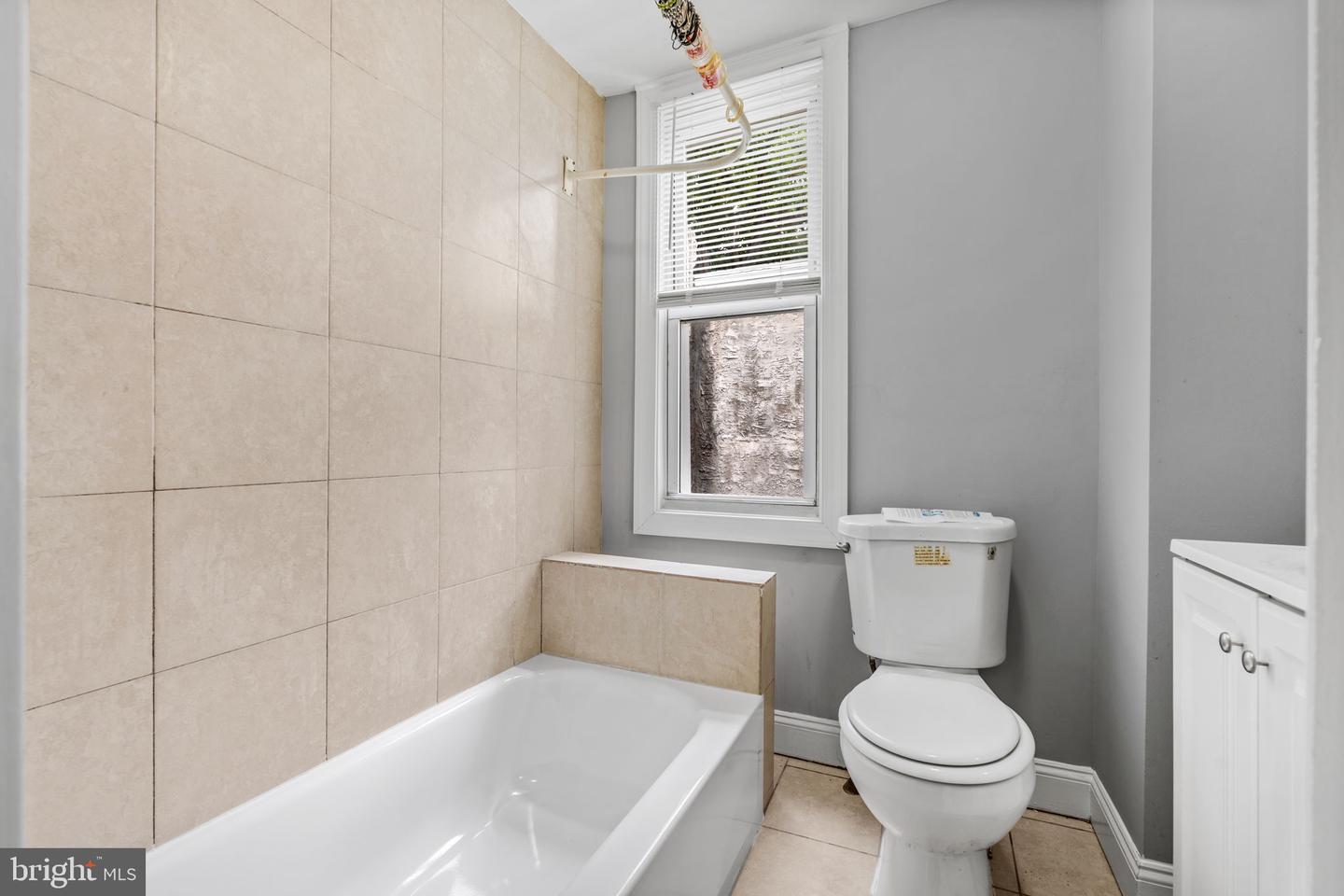 2461 N Garnet St Property Photo 16