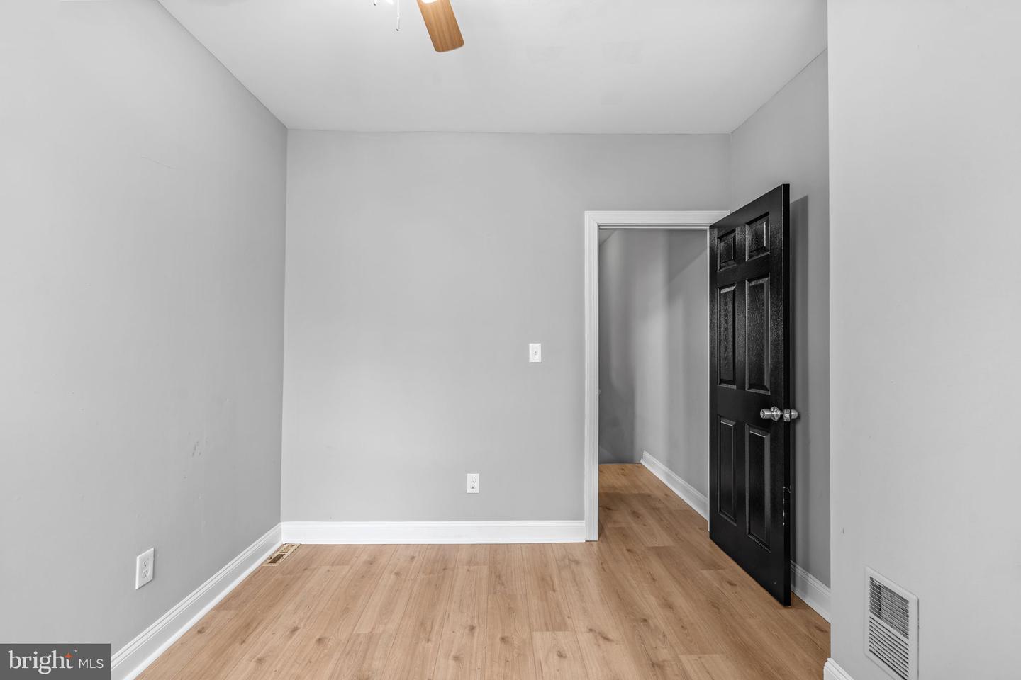 2461 N Garnet St Property Photo 18