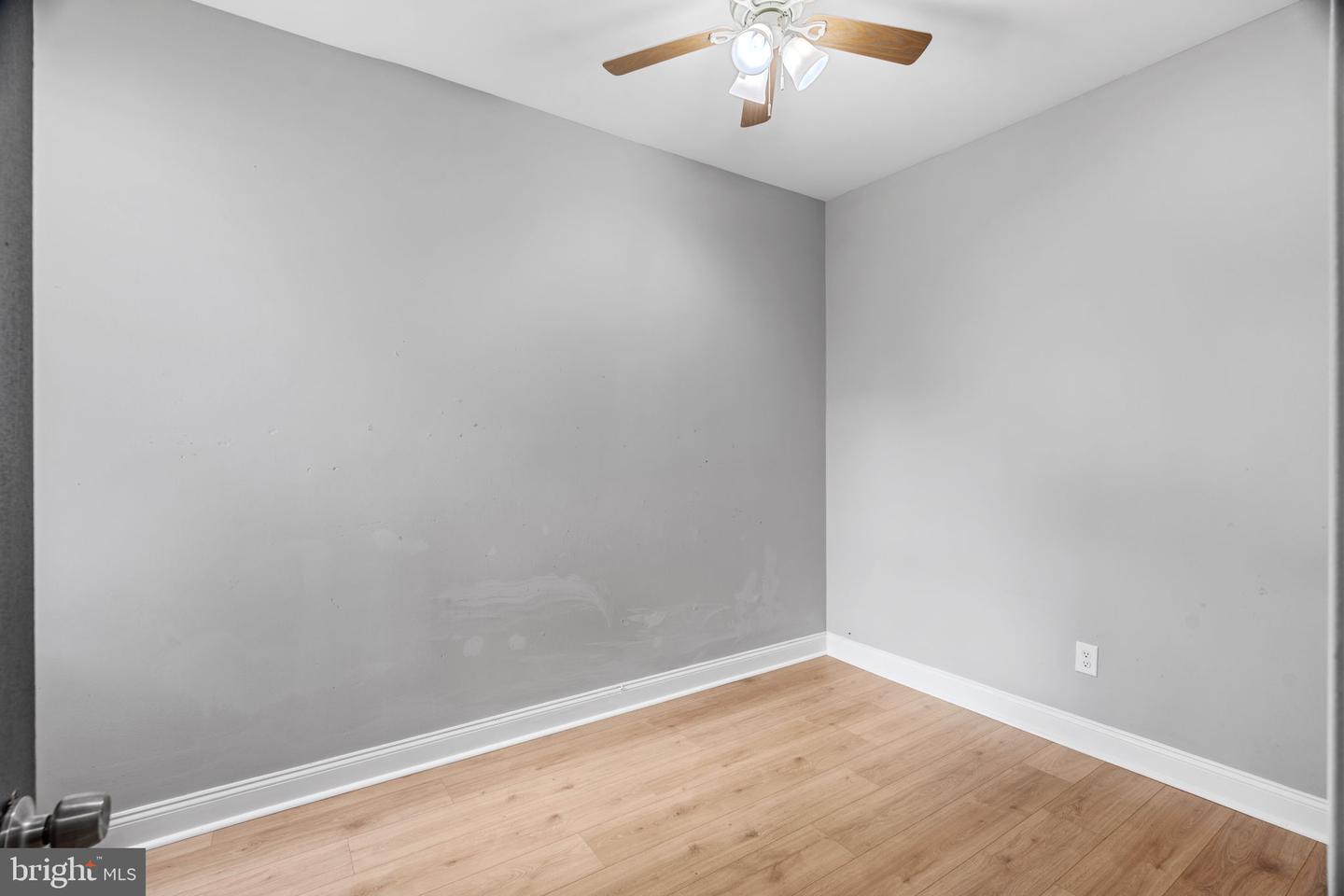 2461 N Garnet St Property Photo 19