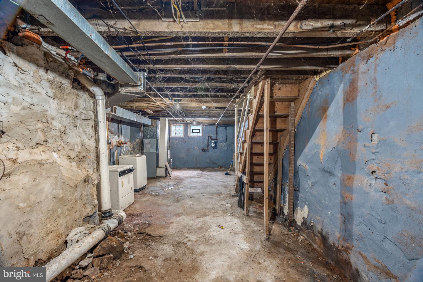2461 N Garnet St Property Photo 24