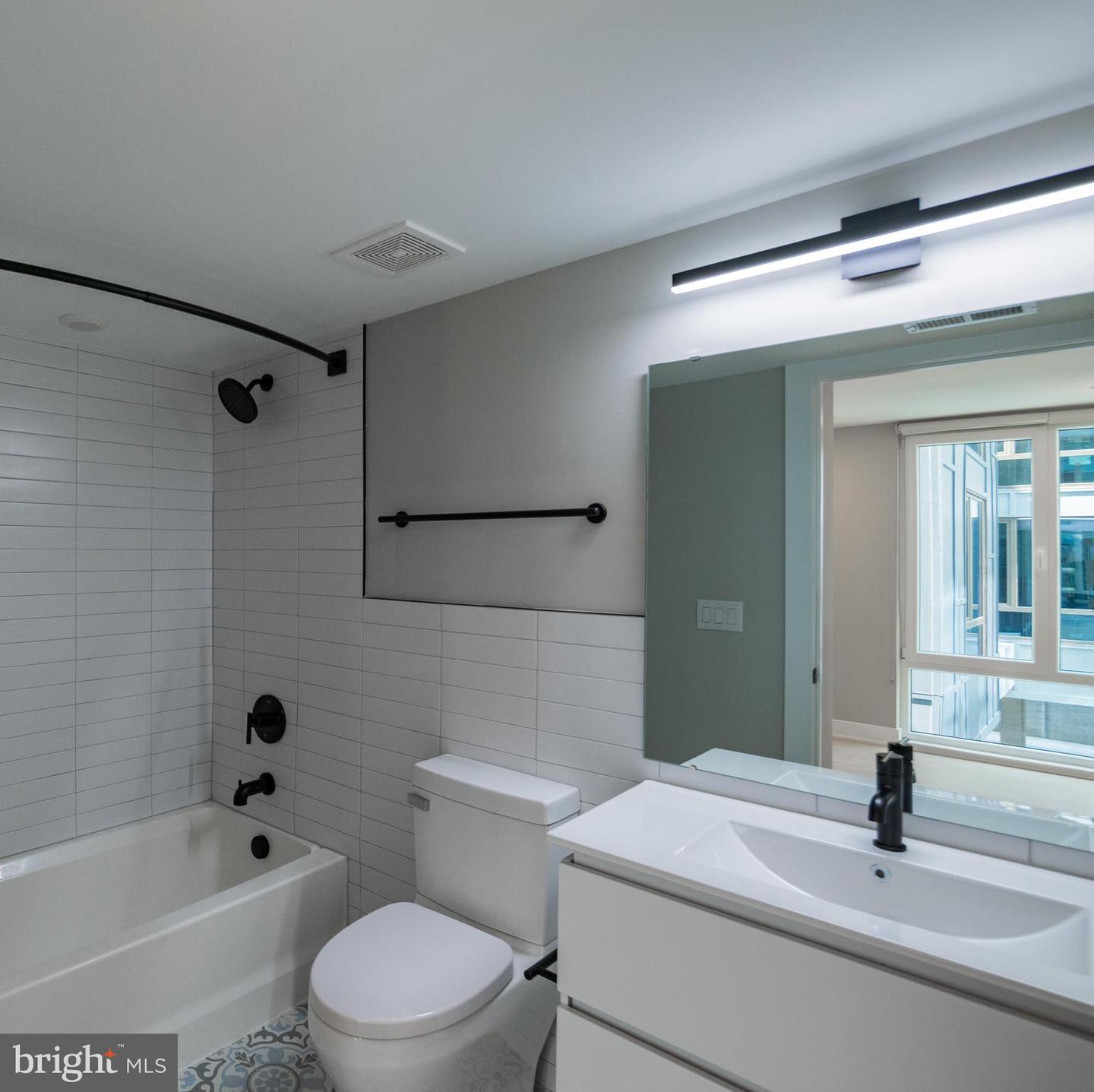 6604 Ridge Ave #502 Property Photo 11