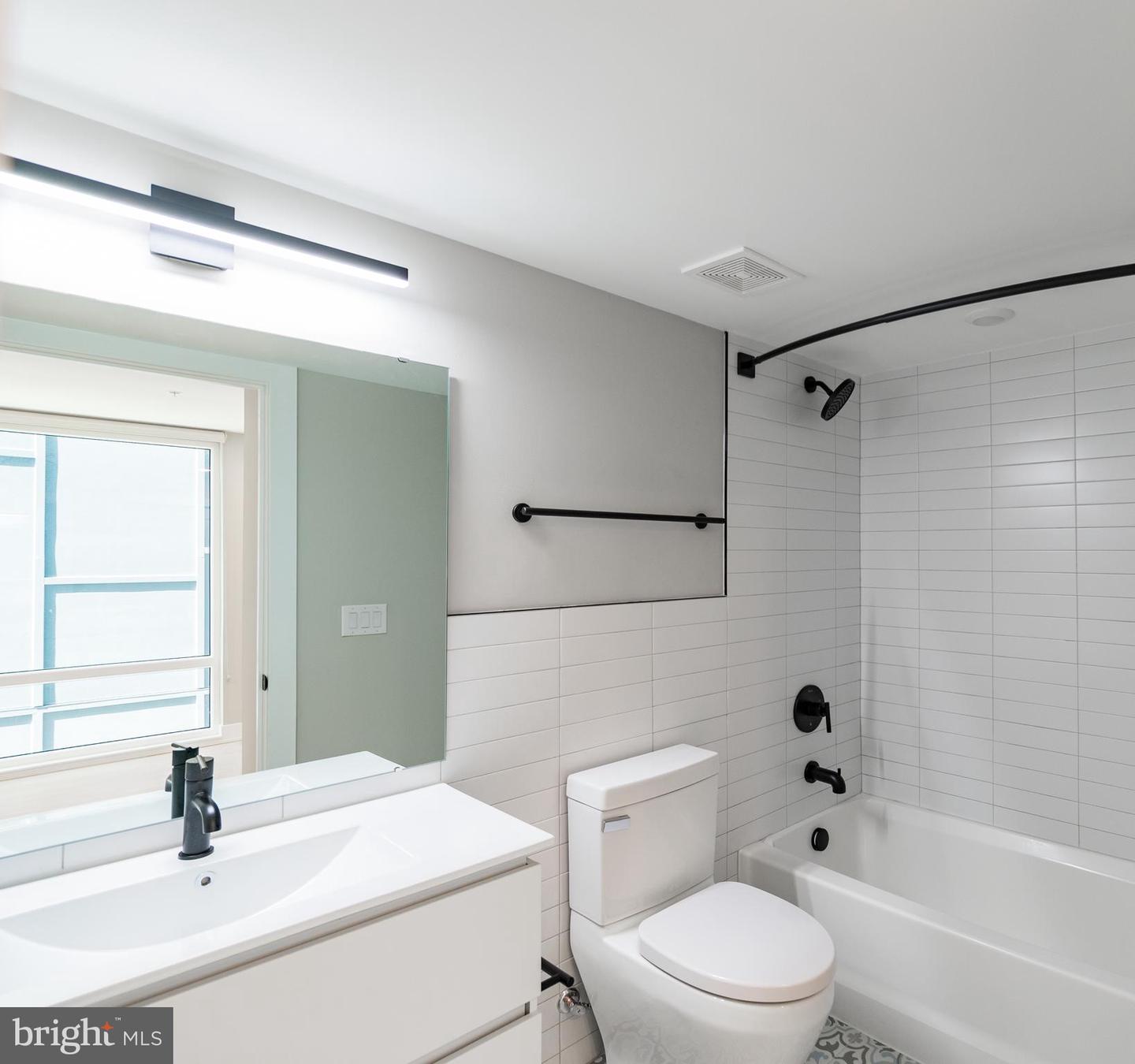 6604 Ridge Ave #501 Property Photo 11