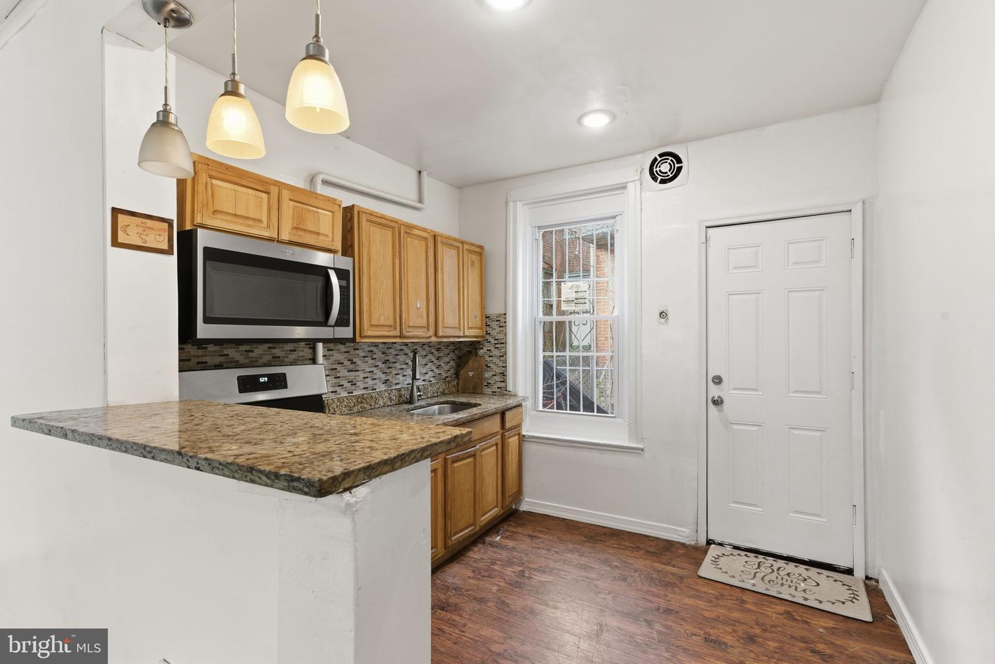 4120 N Darien St Property Photo 9