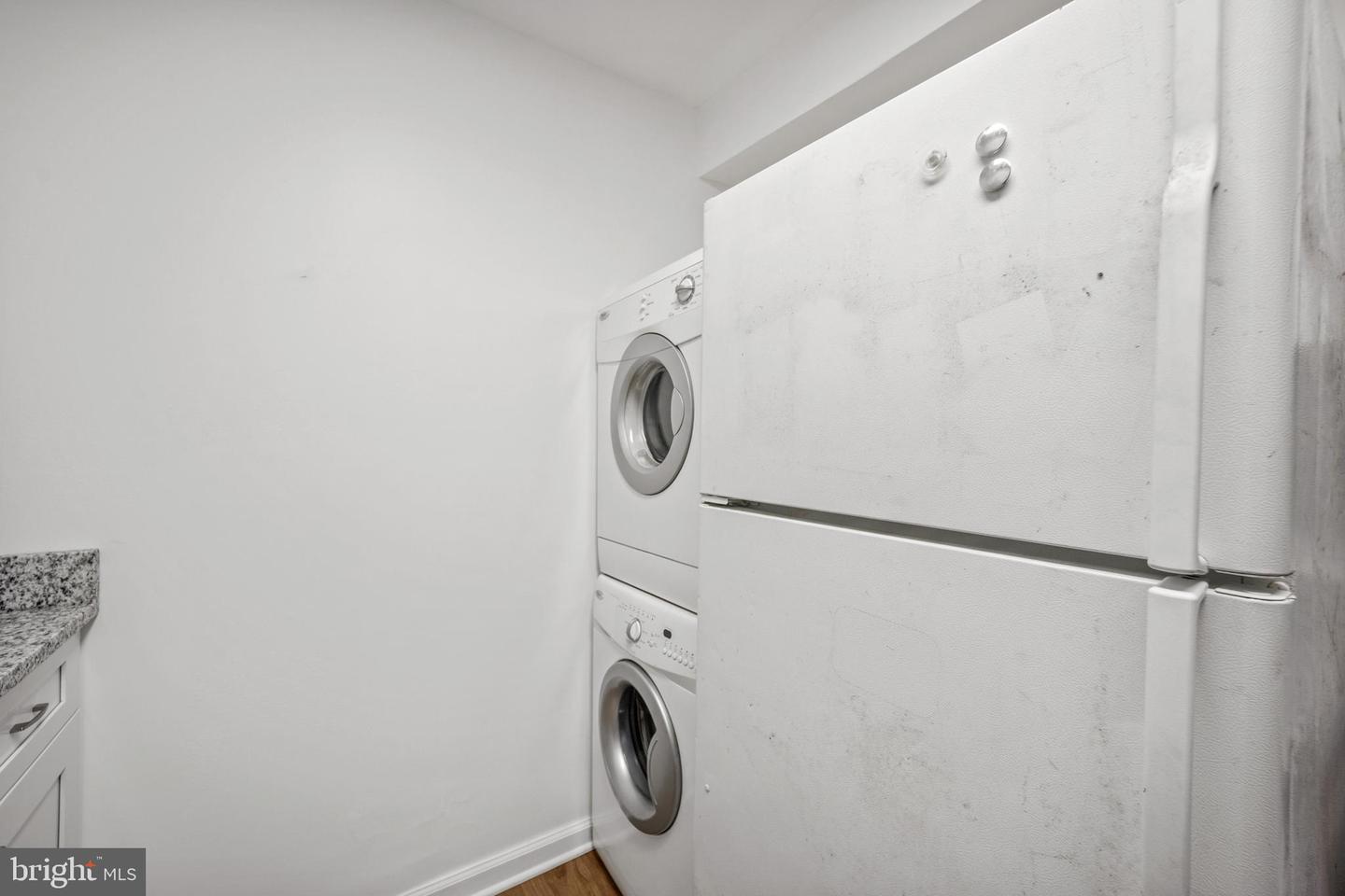 300-00 Byberry Rd #l6 Property Photo 3