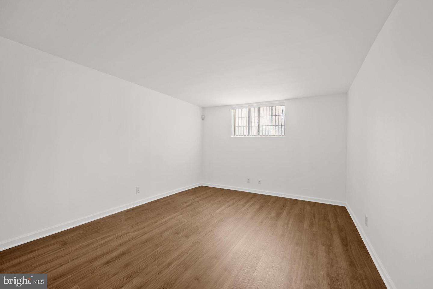 300-00 Byberry Rd #l6 Property Photo 13