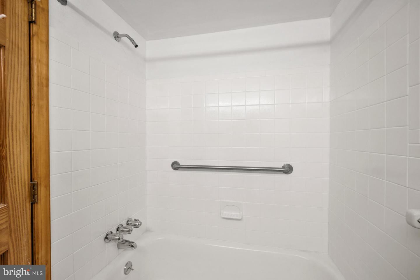 300-00 Byberry Rd #l6 Property Photo 19