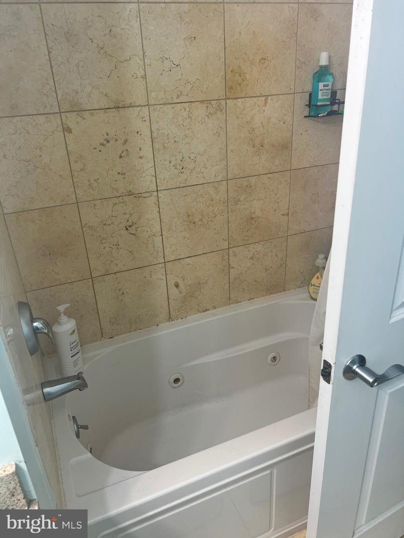 901 N Penn St #r306 Property Photo 9