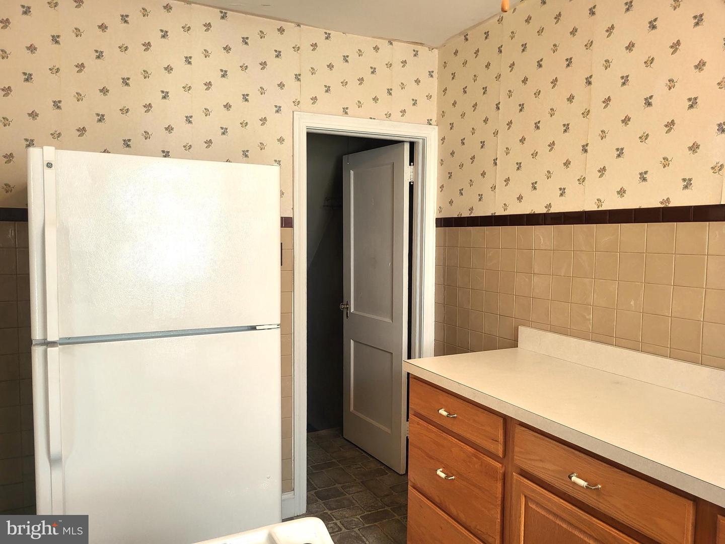 4231 Markland St Property Photo 11