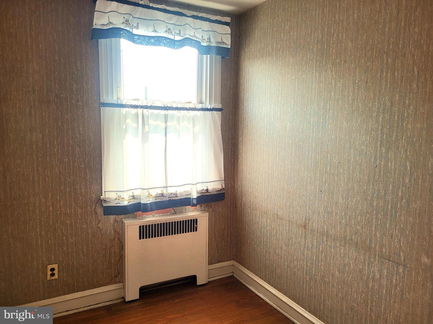 4231 Markland St Property Photo 26
