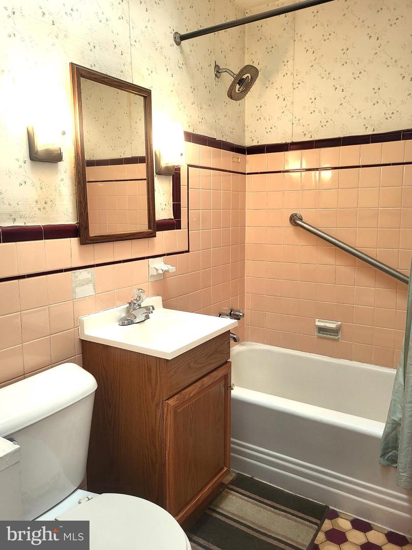 4231 Markland St Property Photo 27