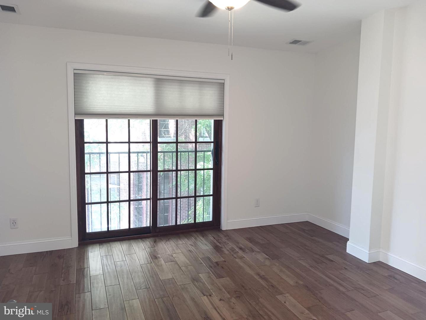 1213 Rodman St Property Photo 12