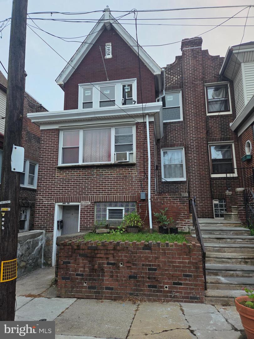 7231 MARSDEN ST Property Photo 1