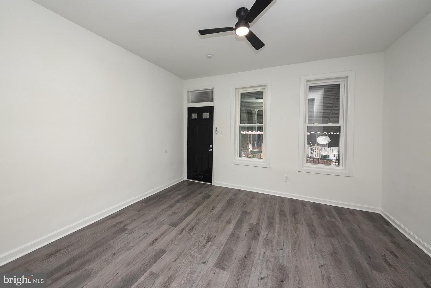2416 N Napa St Property Photo 5