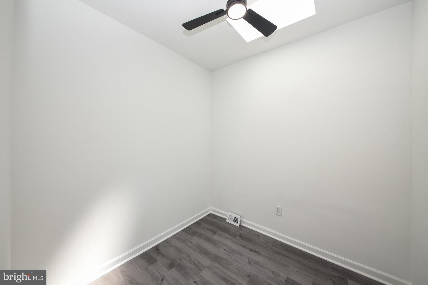 2416 N Napa St Property Photo 17