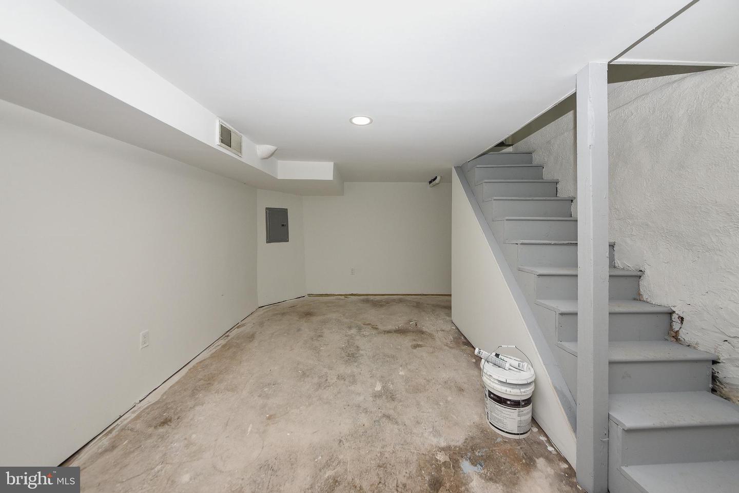 2416 N Napa St Property Photo 23