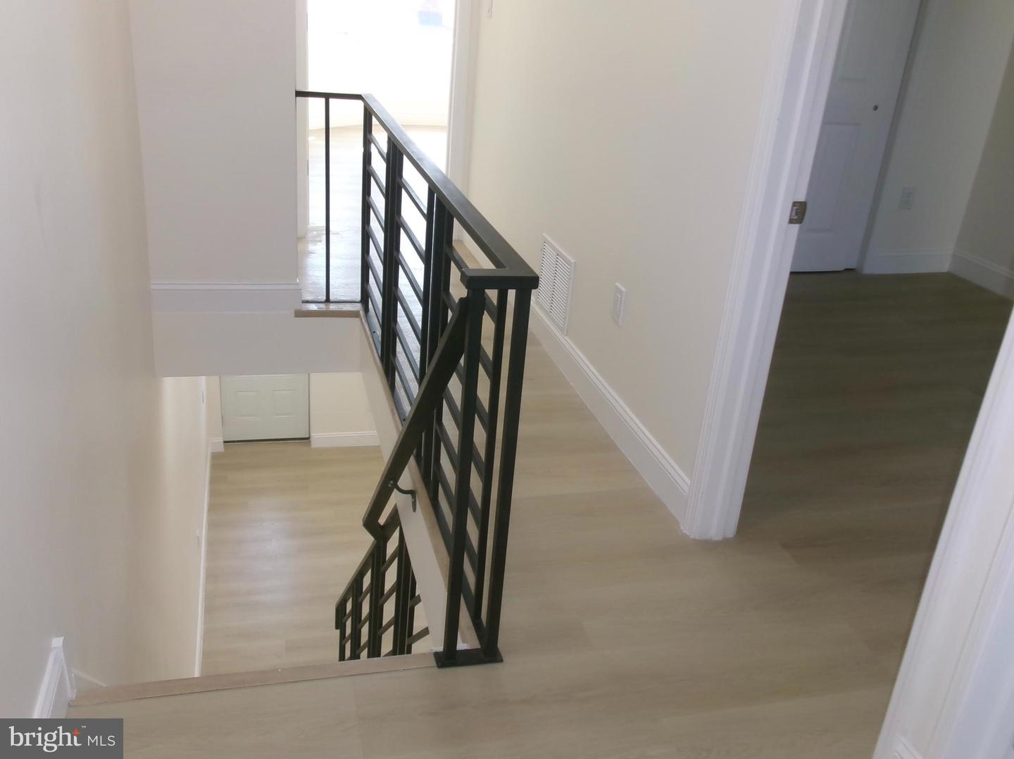 1406 N Hirst St Property Photo 7