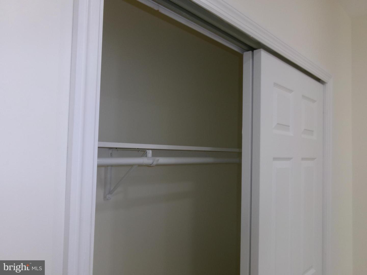 1406 N Hirst St Property Photo 13