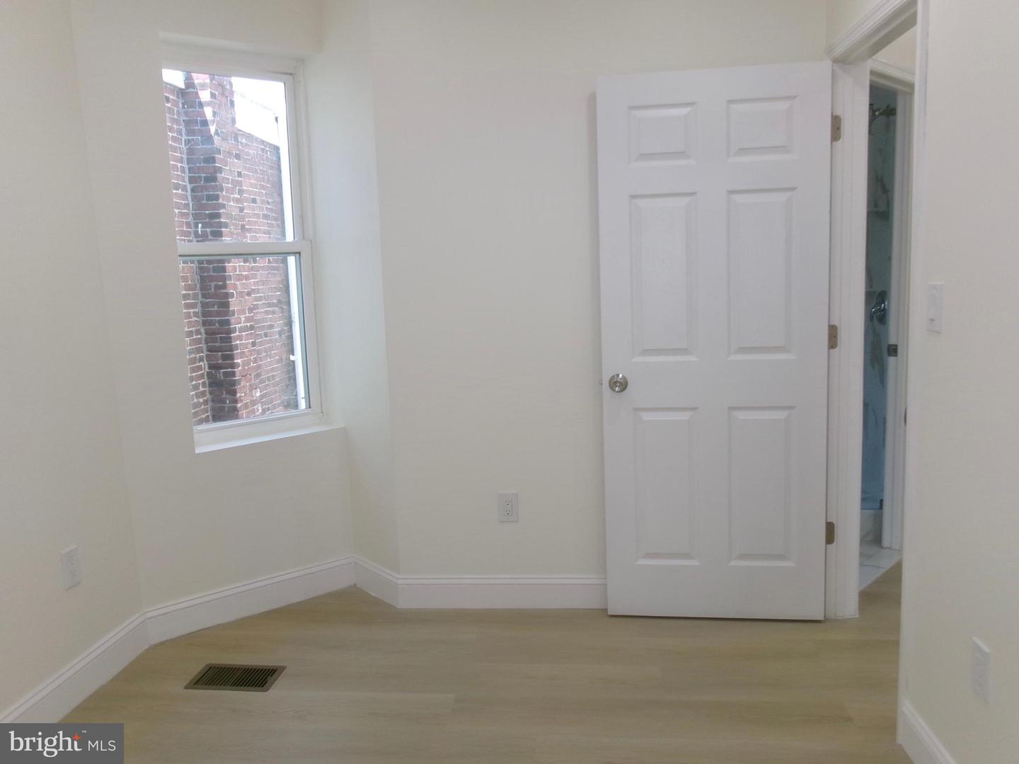 1406 N Hirst St Property Photo 14