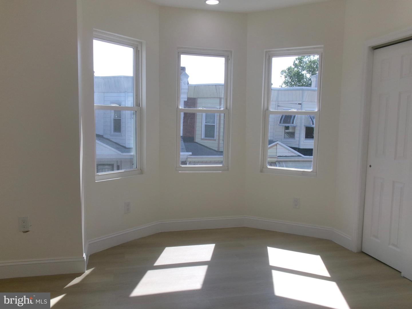 1406 N Hirst St Property Photo 17