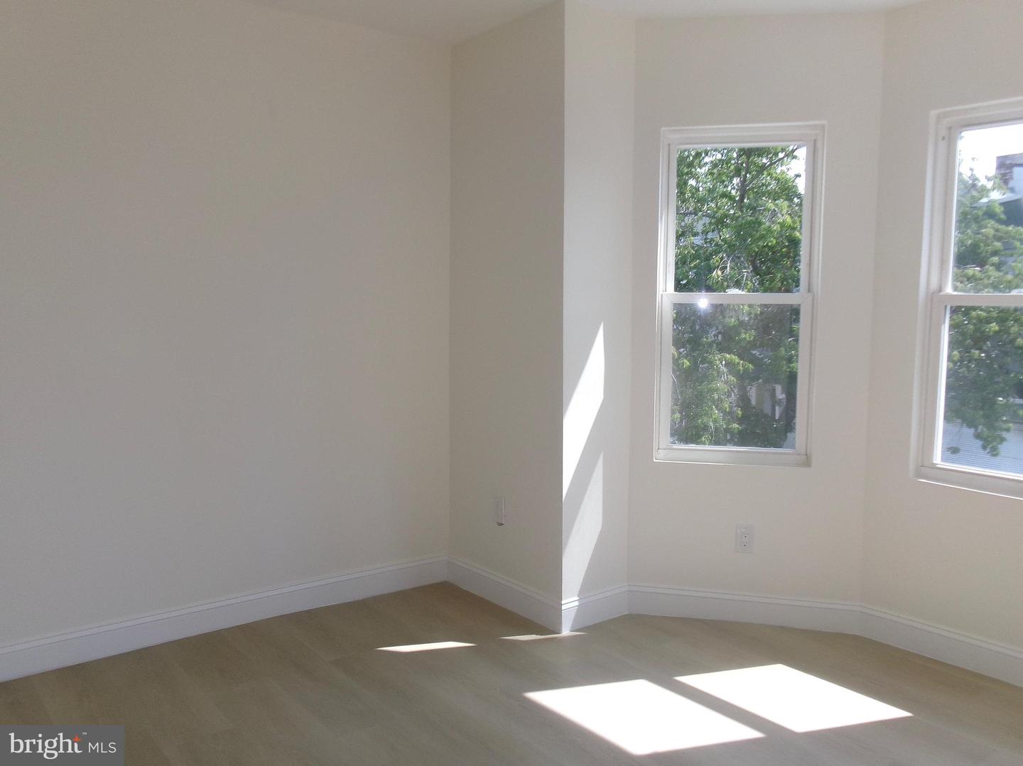 1406 N Hirst St Property Photo 24
