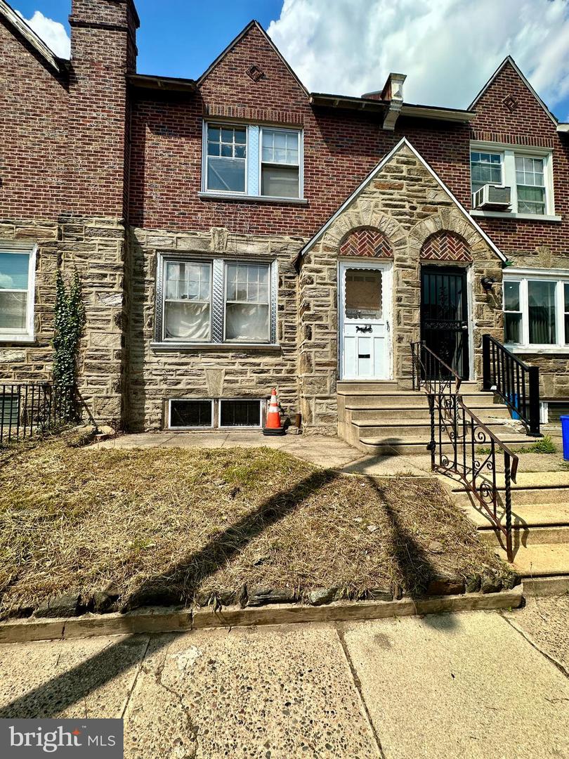 113 Widener St Property Photo 1