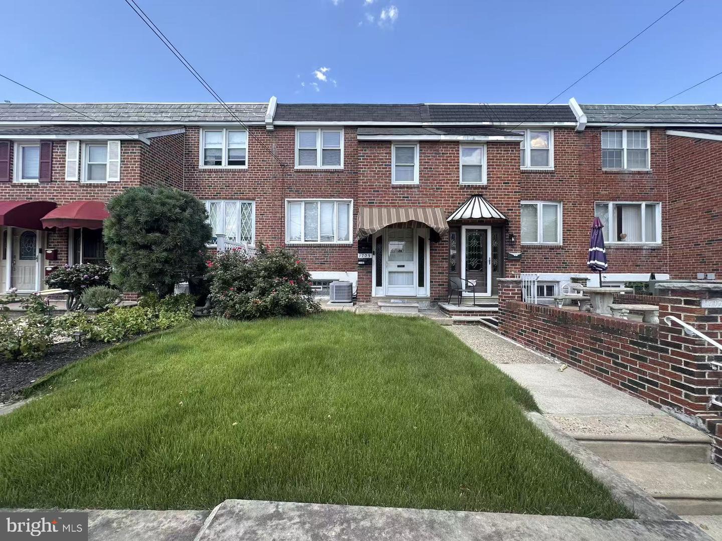 1709 Hartranft St Property Photo 1