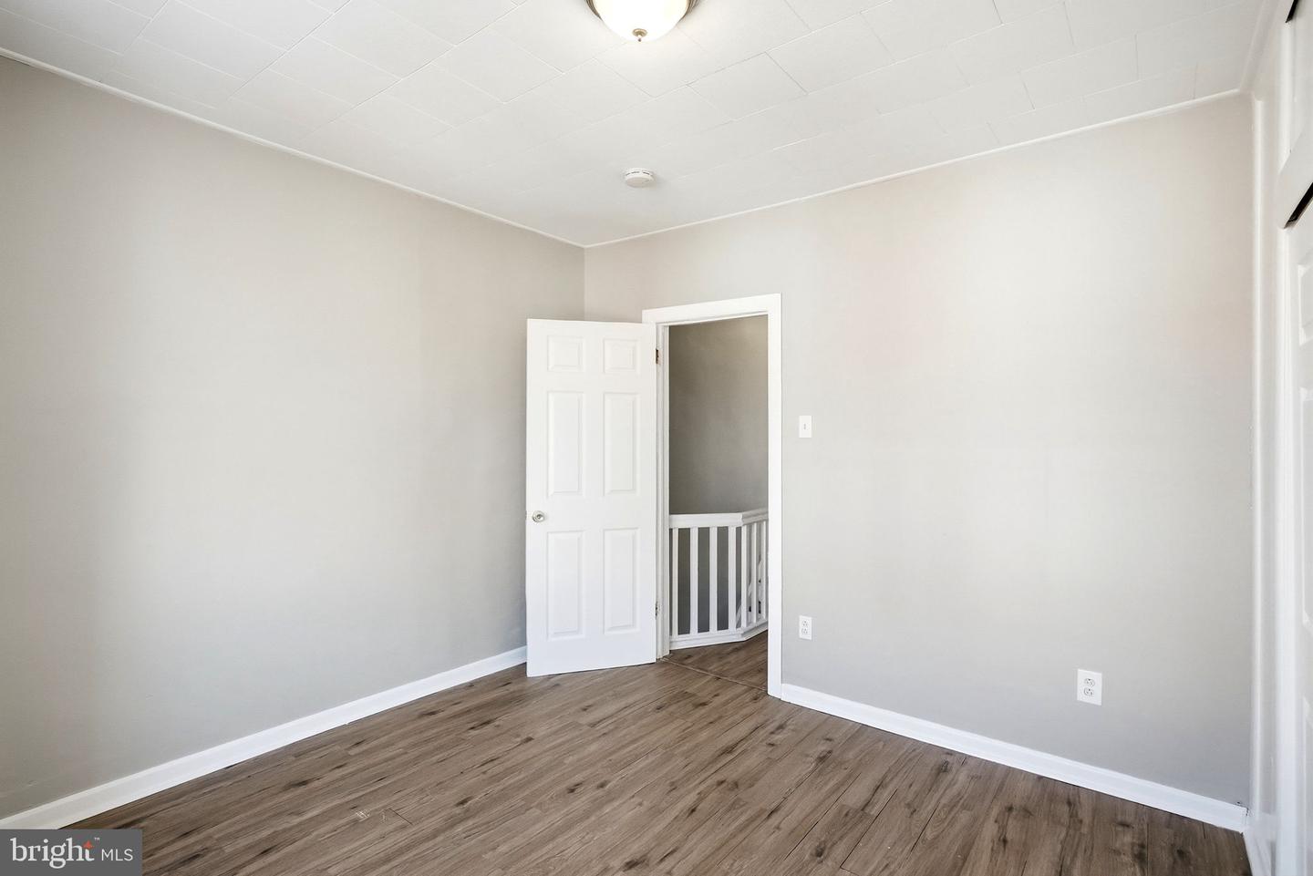 1631 S Etting St Property Photo 26