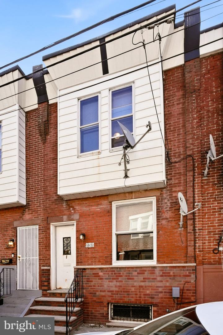 1631 S Etting St Property Photo 32