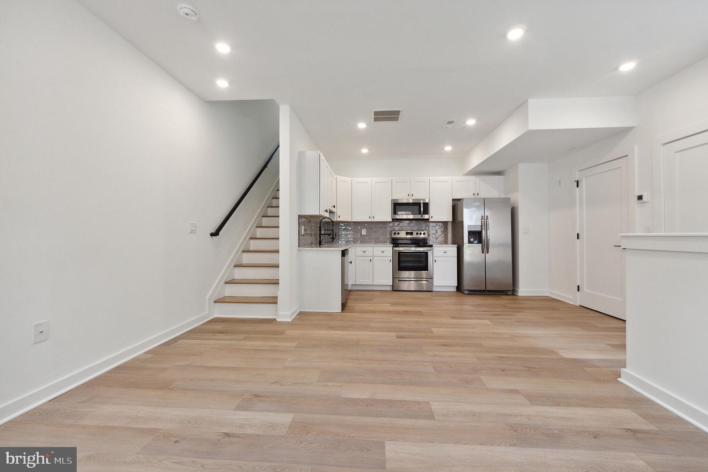 4061 POWELTON AVE #2 Property Photo 1