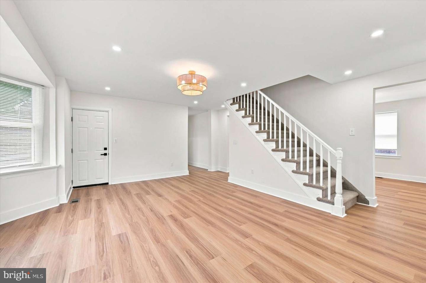 1612 E Cliveden St Property Photo 17