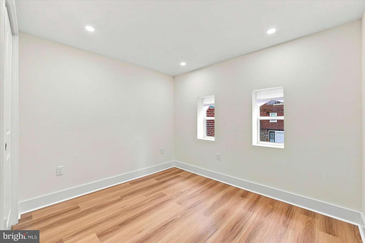 1612 E Cliveden St Property Photo 25
