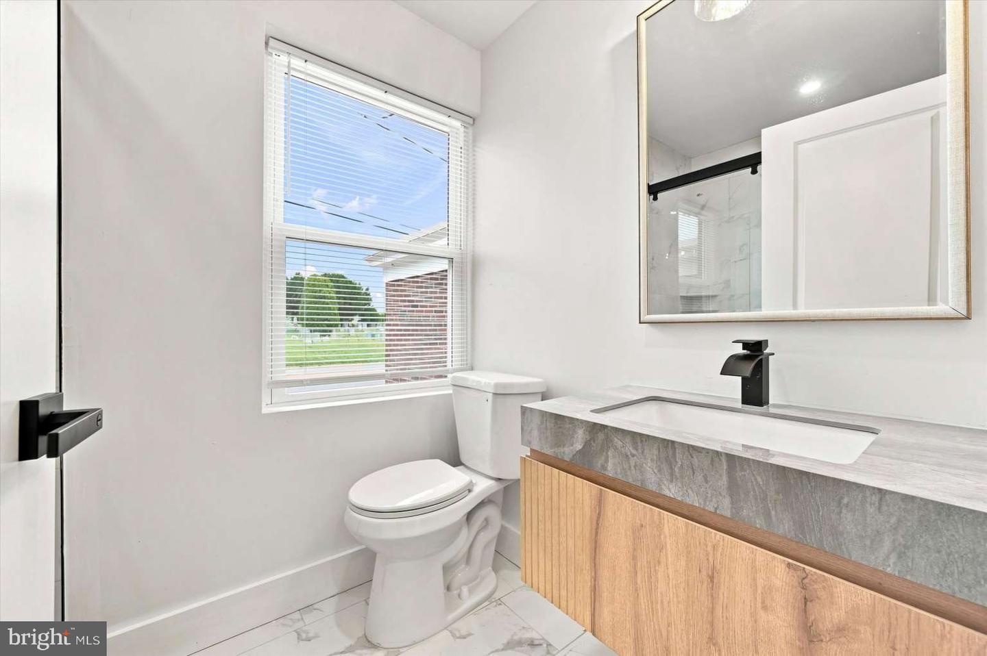 1612 E Cliveden St Property Photo 28