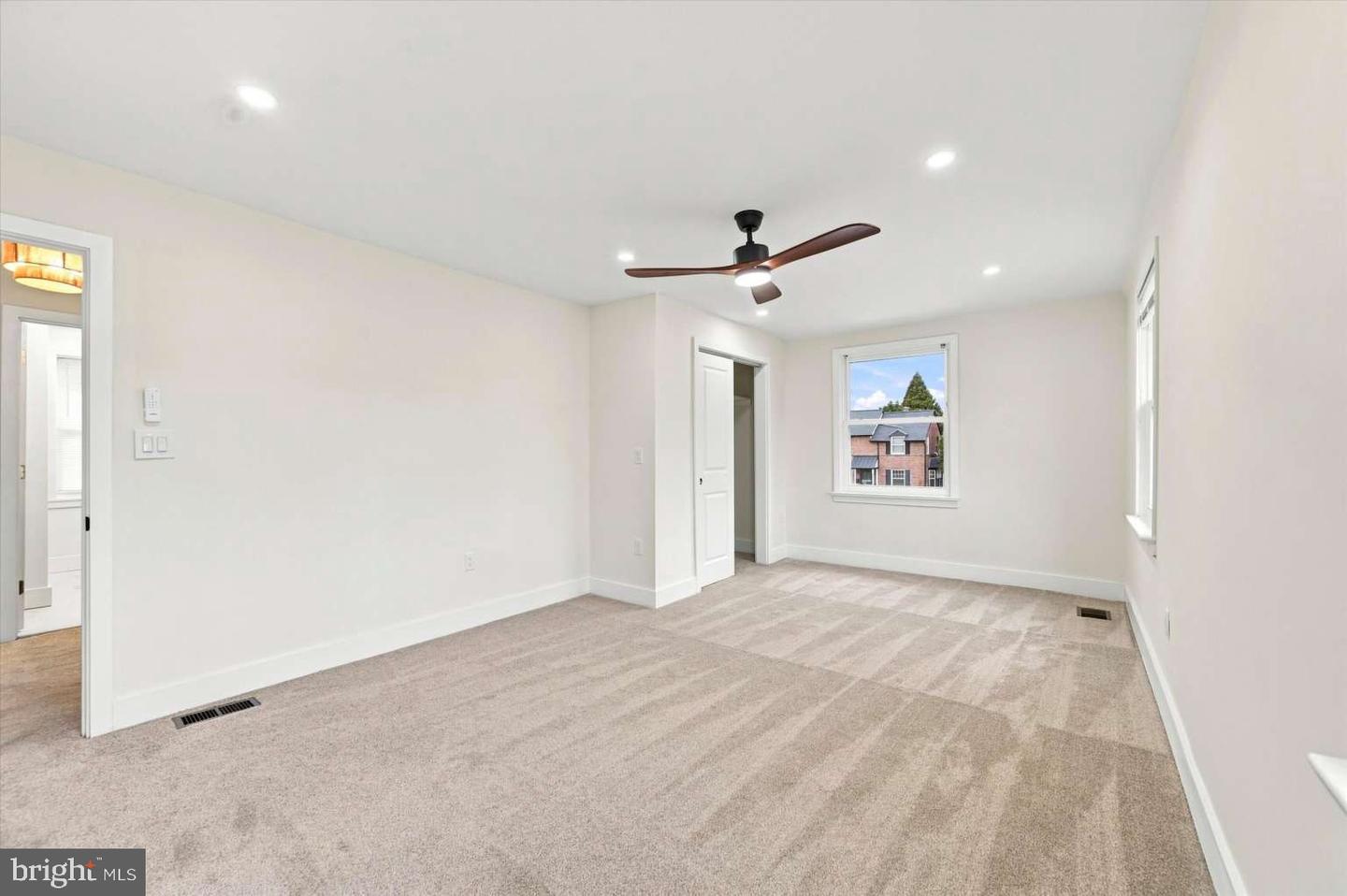 1612 E Cliveden St Property Photo 30
