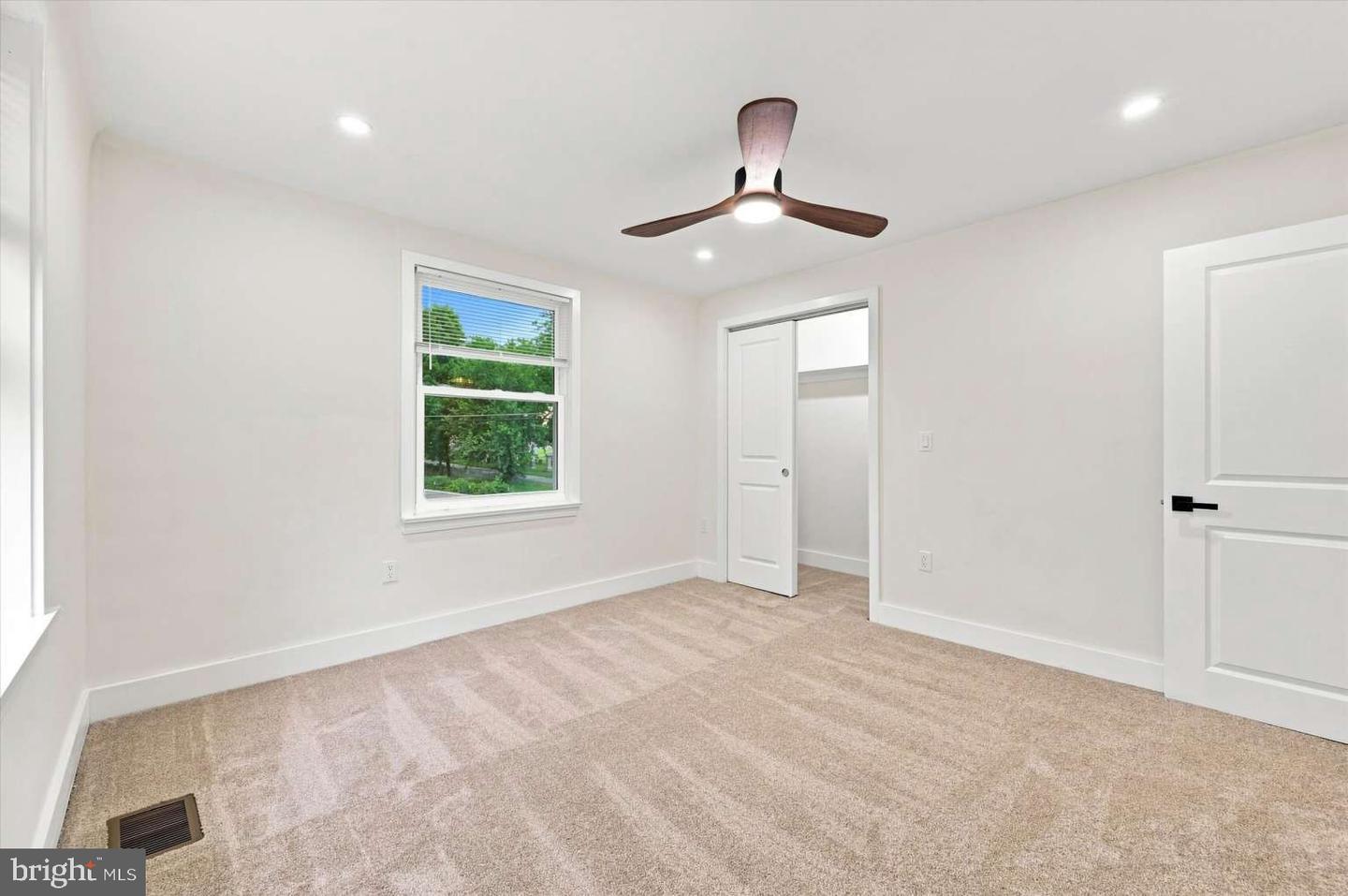 1612 E Cliveden St Property Photo 37