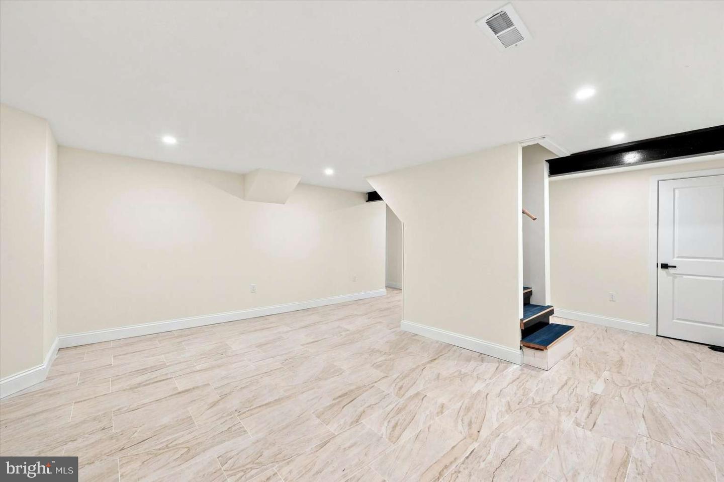 1612 E Cliveden St Property Photo 43