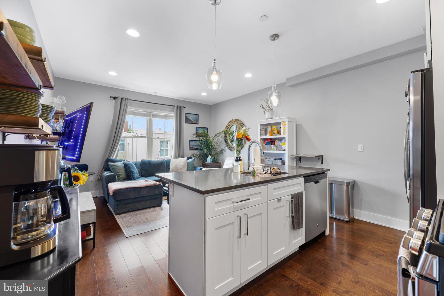 1336 S BOUVIER ST #B Property Photo 1