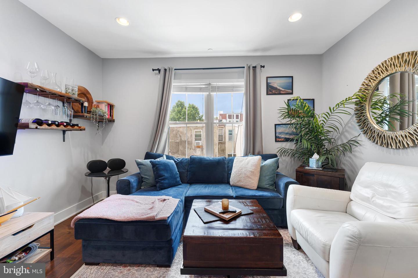 1336 S Bouvier St #b Property Photo 10