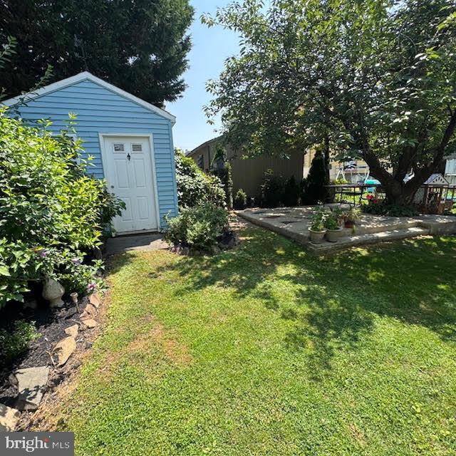 8061 Fairview St Property Photo 15