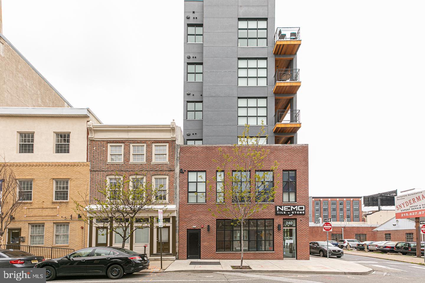 240 N 2nd St #unit 4w Property Photo 14