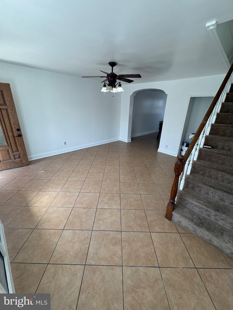 4653 Shelbourne St Property Photo 3
