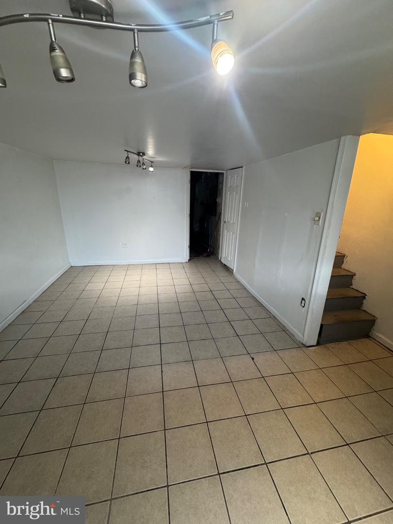 4653 Shelbourne St Property Photo 24