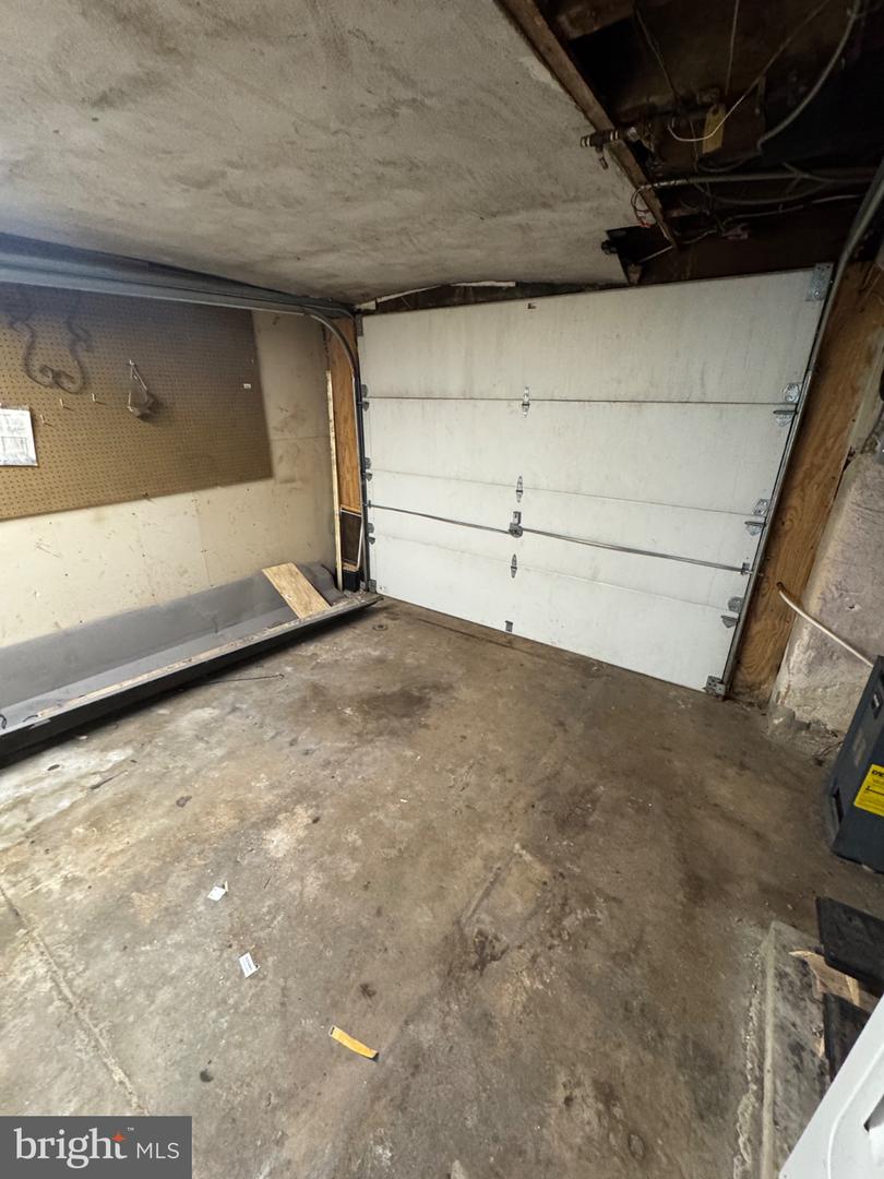 4653 Shelbourne St Property Photo 27