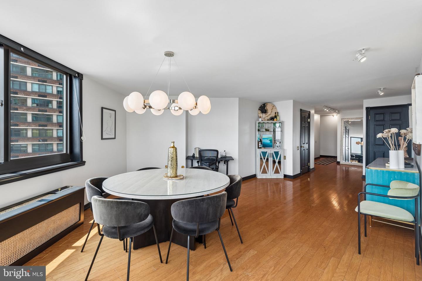 1420 Locust St #29a Property Photo 5