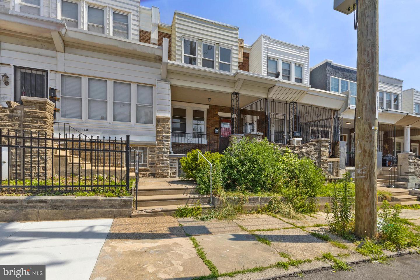 551 W Duncannon Ave Property Photo 1